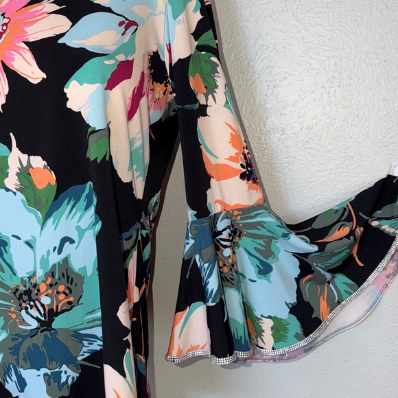 Prelude Floral Bell Sleeve Bling Rhinestone Embellished Stretch Knit Blouse Sz L - Picture 4 of 11